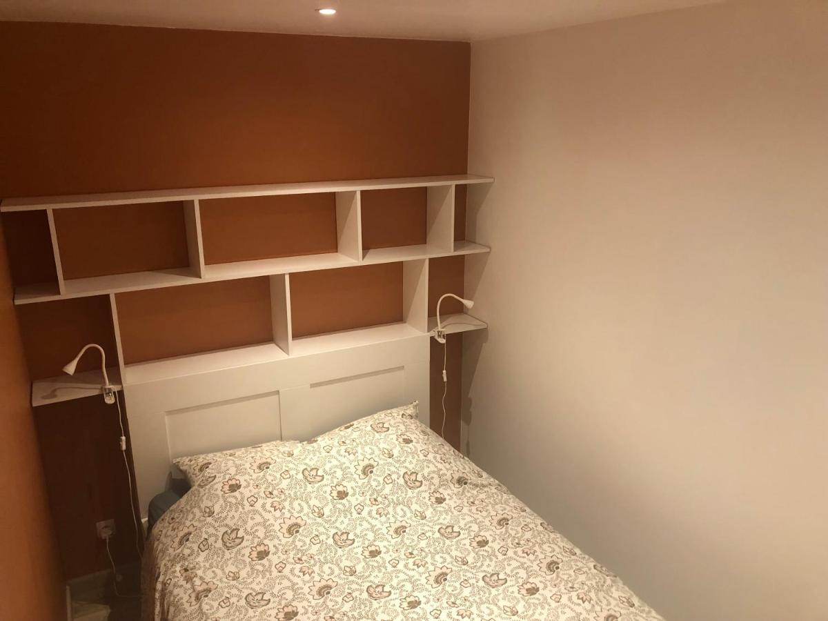 Le De L'ajon Apartment *